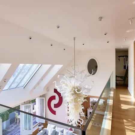 Superb Penthouse Paris